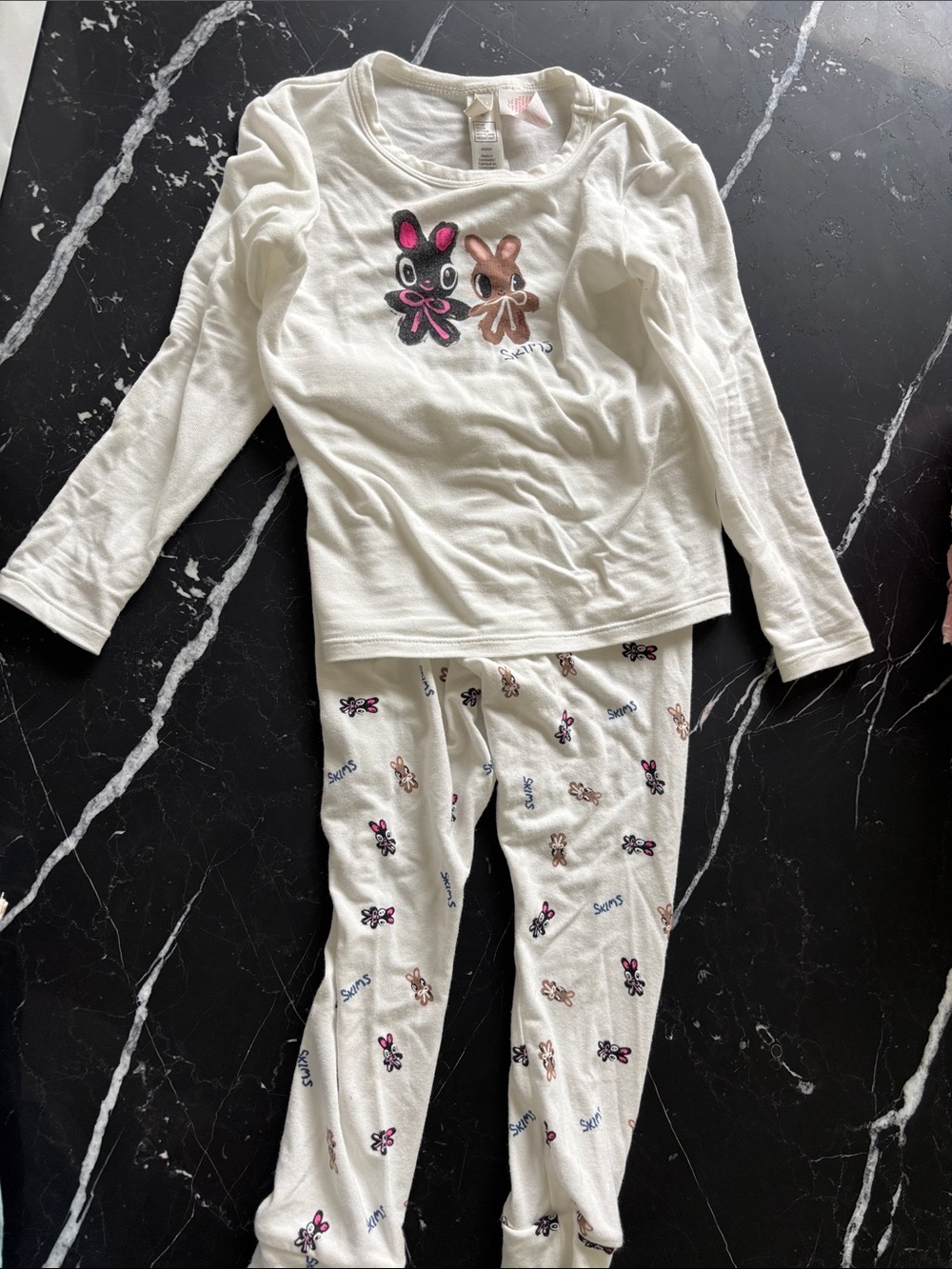 Little girl skims pjs